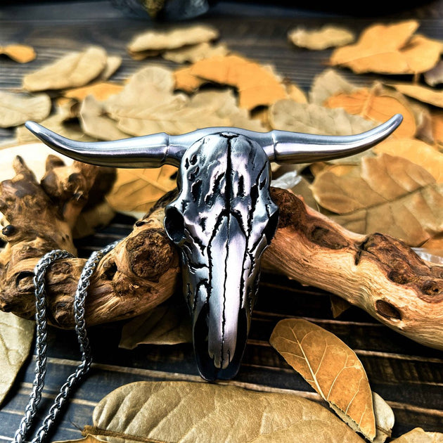 D2 Bull Head Skull Totem Steel Belt Buckle Self Defense Knife