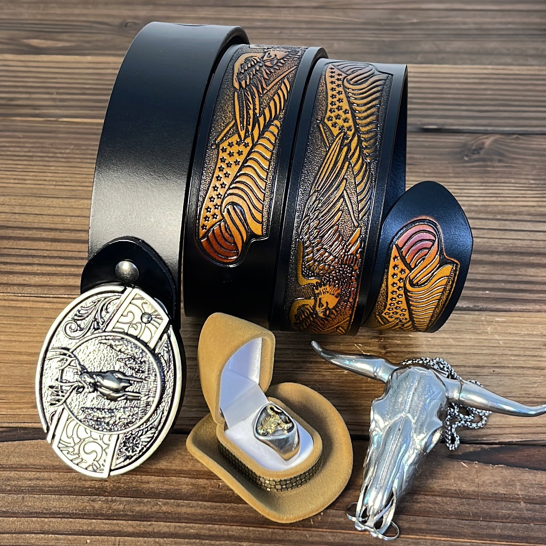 Deer buckle with eagle belt set