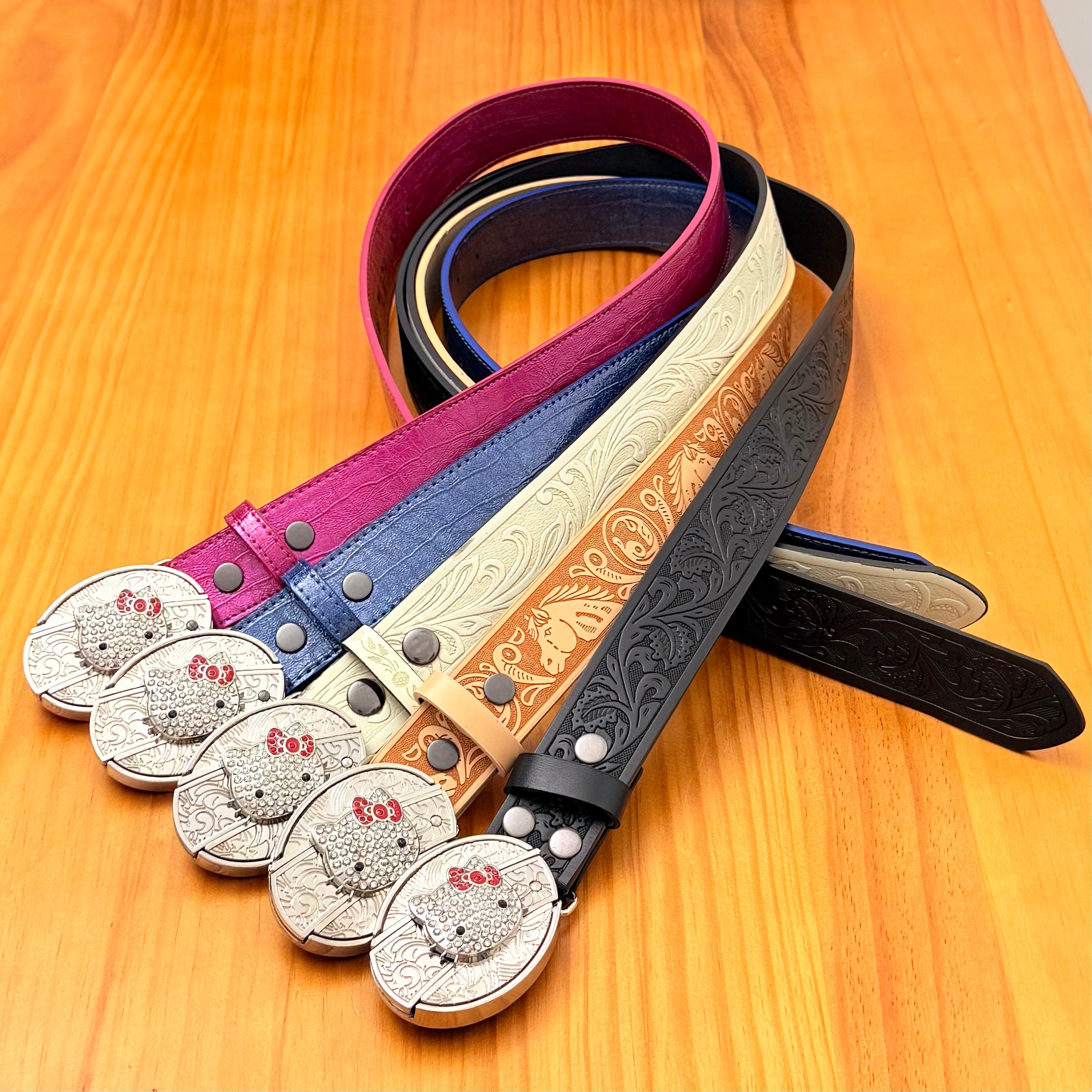 Hello Kitty Dopamine Color Belt