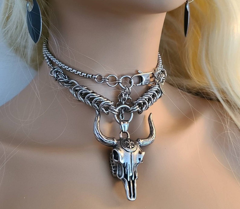 Longhorn Skull necklaces